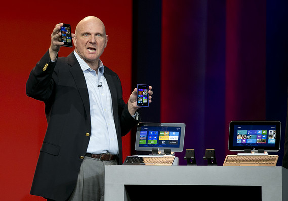 Microsoft CEO Steve Ballmer shows off smartphones running the Windows Phone platform at the Consumer Electronics Show on Jan. 7, 2013. (Courtesy of Bloomberg)