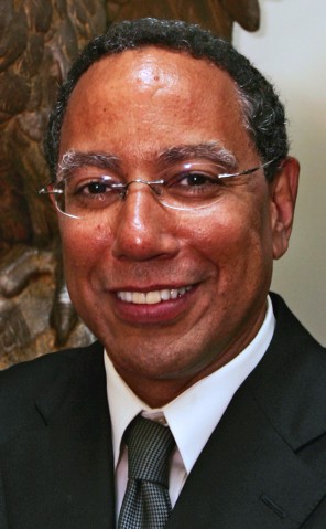 Dean Baquet, seen here in 2005, has become the New York Times’s first African American executive editor. “He has more fun being an editor than any editor I’ve ever worked for,” says Doyle McManus, who was Washington bureau chief for the Los Angeles Times under Baquet. (Al Seib/Los Angeles Times via AP)