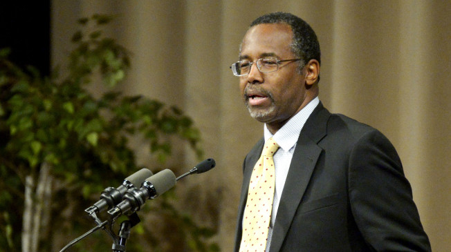 Pediatric neurosurgeon and best-selling author Dr. Ben Carson speaks during a meeting of The Economic Club of Southwestern Michigan Tuesday, November 19, 2013, at Lake Michigan College's Mendel Center in Benton Harbor, Mich. (AP Photo/The Herald-Palladium, Jody Warner)