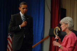 1024px-President_Obama_and_Secretary_Sebelius_lead_a_question_&_answer_segment_to_address_seniors_issues_with_the_Affordable_Care_Act