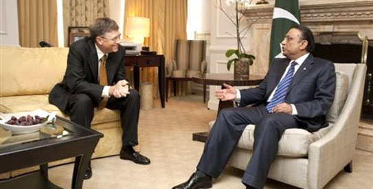 In this photo provided by the Bill & Melinda Gates Foundation Pakistan President Asif Ali Zardari, right, and Bill Gates, co-chair of the Bill & Melinda Gates Foundation, left, discuss joint efforts to fight the spread of polio during a meeting in Washington Saturday, January 15, 2011. (AP Photo)