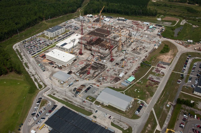 The Mixed Oxide (MOX) construction project at the Savannah River Site in September 2012. The fuel fabrication plant, the heart of the project, is the unfinished concrete structure at the center of the photo. (Savannah River Site/Flickr)