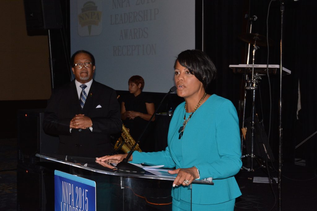 At the 2015 NNPA Leadership Awards reception, Baltimore Mayor Stephanie Rawlings-Blake thanks the Black Press for its fair coverage of the Baltimore protests. (Roy Lewis/The Washington Informer)