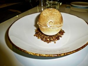 Swan Bar Bevy Pavlova