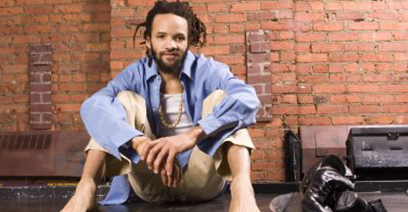 Savion Glover (Photo by: michronicleonline.com)
