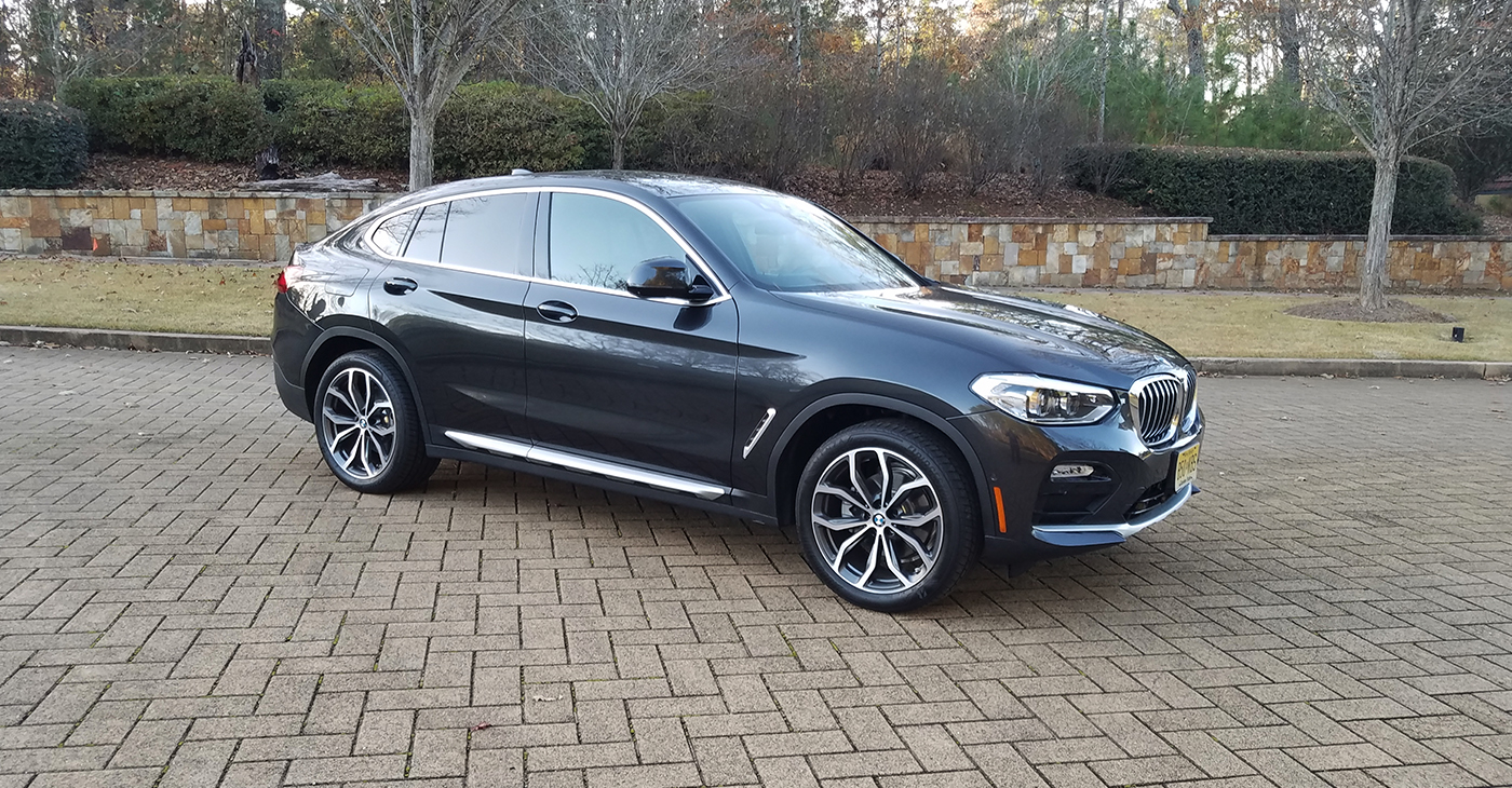 2019 BMW X4 30i- A Little Sibling to the Hatchback-Like X6 (Photo: Jeff Fortson)