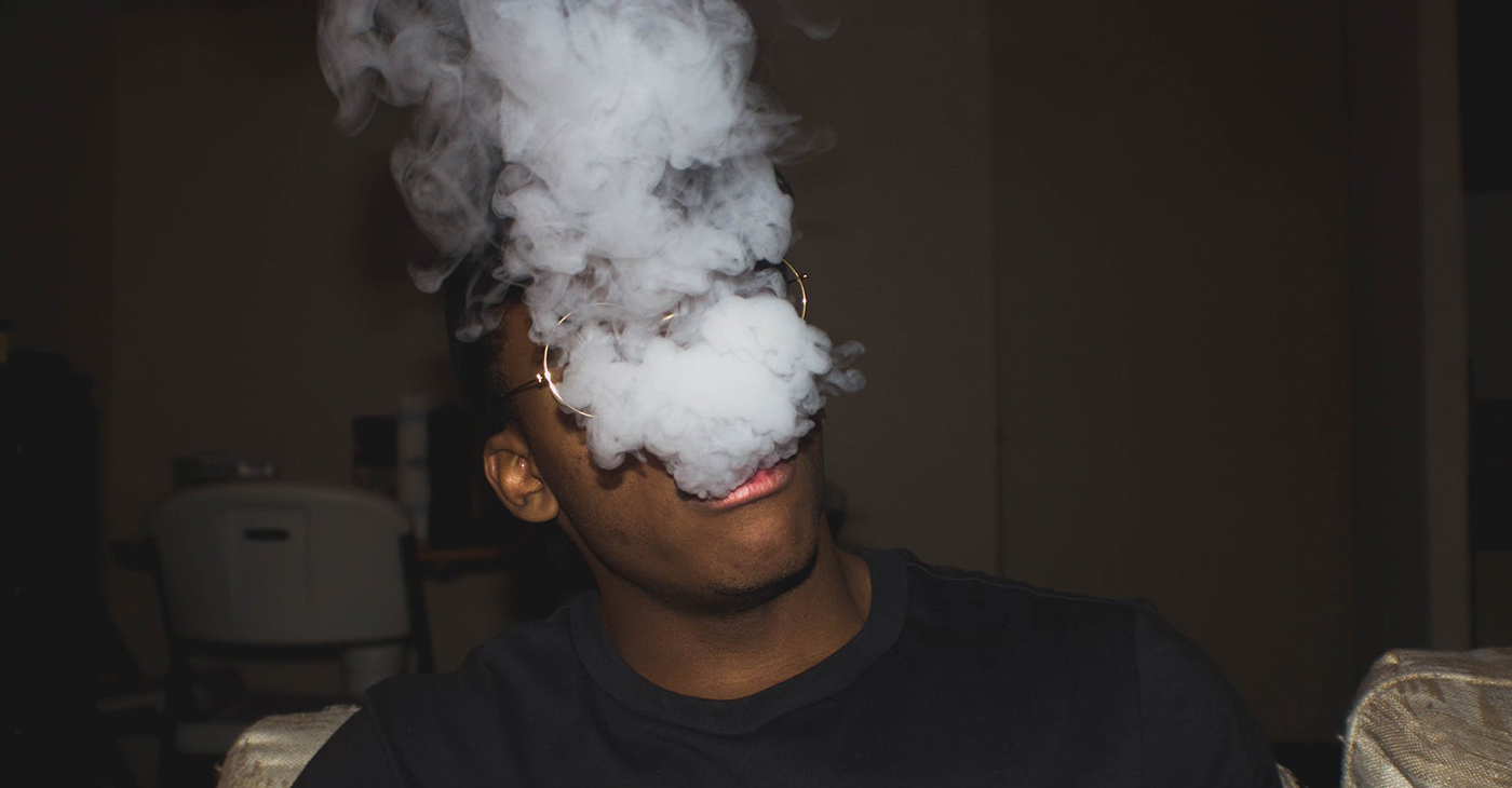 Vaping (Photo by: Grant Williams | pexels.com)
