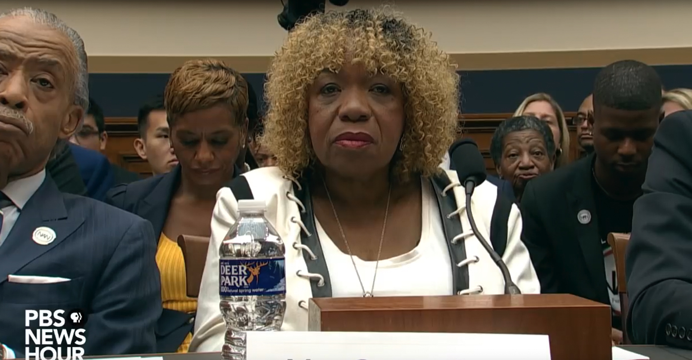 The mother of Eric Garner, the man who was killed after being put in a chokehold by police in 2014 in New York City, testified before the House Judiciary Committee on Sep. 19, 2019. “Violent police have no place in this society,” said Gwen Carr, Garner’s mother, who urged lawmakers to pass a bill that would prevent police from using chokeholds. The Rev. Al Sharpton and other civil rights and community advocates appeared before the committee. (Photo: PBS News Hour / YouTube)