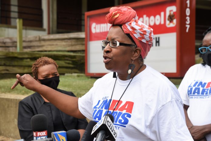 Karen Spencer-McGee said she had not intended to speak at a press conference held in front of Cummings and called for by Linda Harris (left). (Photo: Gary S. Whitlow)