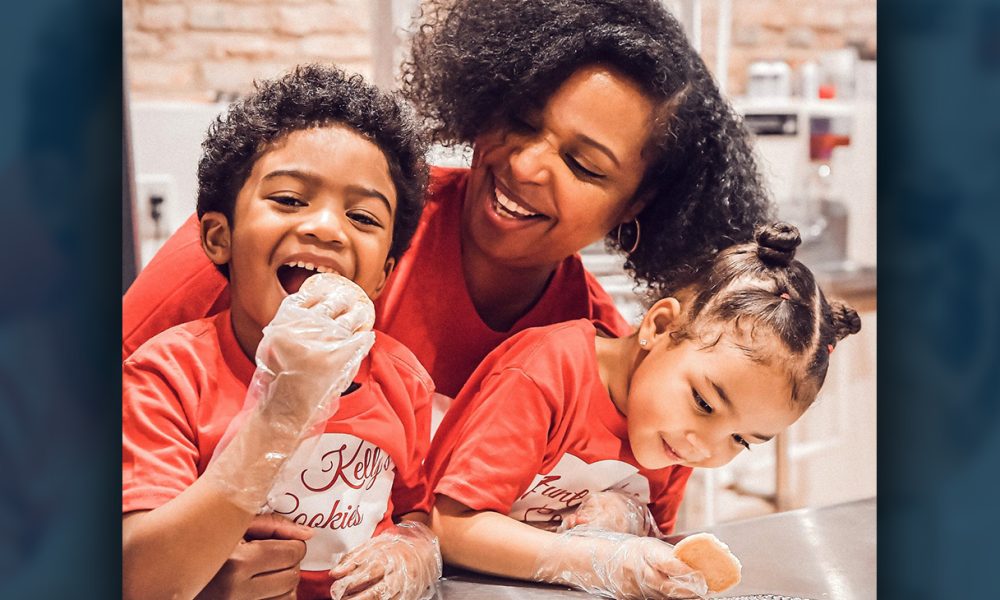 Aunt Kelly’s Cookies have already been voted a 5-star bakery in over 100 local reviews. She has expanded upon her famous butter crunch cookies and offers a variety of options.