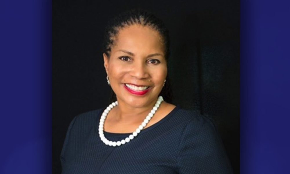 Deborah Peoples won nearly 83 percent of the early and absentee vote.
