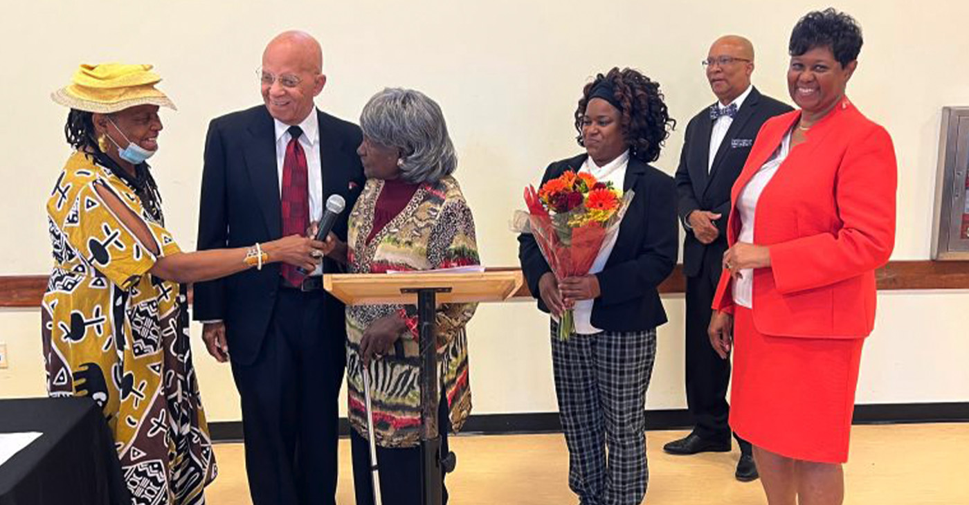 ANSC presents a floral bouquet salute to longtime, dedicated member Mrs. Beulah Toney of Huntsville, Madison County, AL.  Shown L to R:  Attorney Faya Rose Toure, Richard Arrington, Former Mayor of Birmingham, Mrs. Toney, Sylvia Fitts, Mrs. Toney’s daughter, Attorney Everett Wess, ANSC 1st Vice- President and Mrs. Debra Foster, ANSC State President.