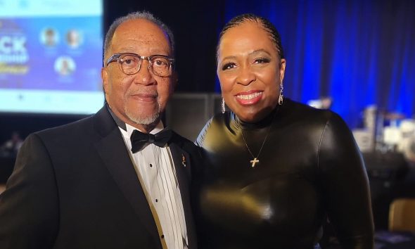NNPA President and CEO, Dr. Benjamin F. Chavis Jr., and NNPA Fund Chair, Karen Carter Richards, Richards is the CEO and Publisher of Forward Times, the South’s largest independently owned and published newspaper. (Photo: Mark Mahoney / Dream in Color Photography)