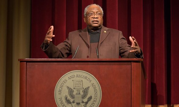 Blessed Experiences: Genuinely Southern, Proudly Black; South Carolina Congressman James E. Clyburn discusses his book Blessed Experiences. Feb. 10, 2015. (Photo: National Archives)