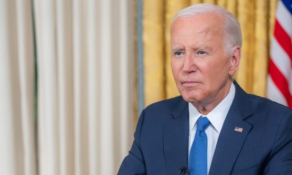 For over 50 years, President Biden has been privileged to serve this nation. He is grateful to the American people for their love and support. Photo of President Biden: @whitehouse on Instagram.