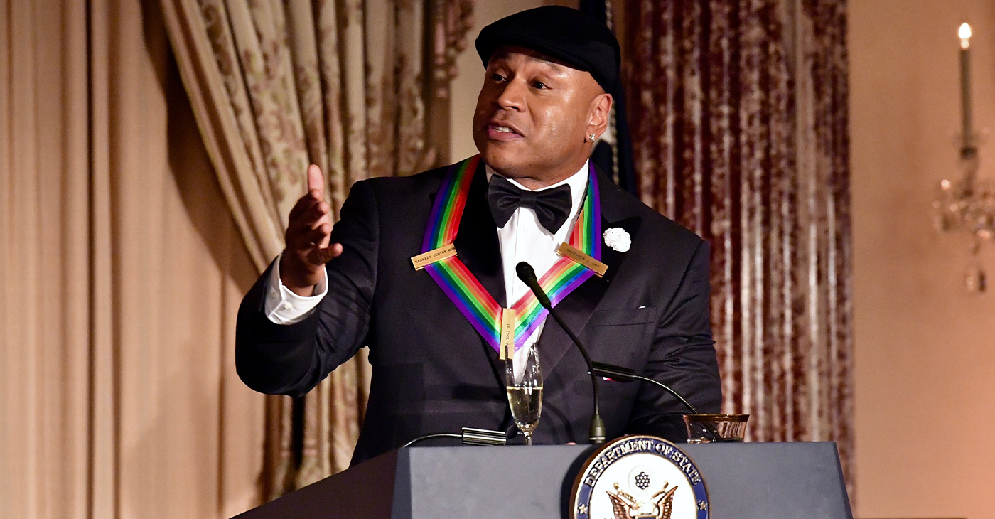 LL Cool J, 2017 Kennedy Center Honoree delivers remarks after receiving his Kennedy Center Honor medal at the Kennedy Center Honor Dinner at the U.S. Department of State in Washington, D.C. on December 2, 2017. [State Department Photo/ Public Domain]