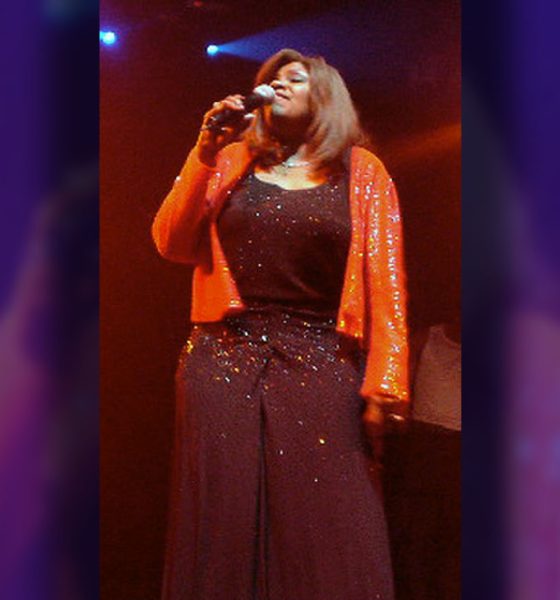 Gloria Gaynor in 2003. (Wikimedia Commons