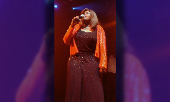 Gloria Gaynor in 2003. (Wikimedia Commons