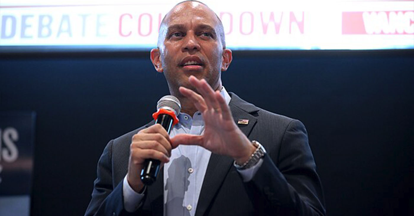 House Minority Leader Hakeem Jeffries speaking with supporters at a vice presidential debate watch party at Yumbar in Phoenix, Arizona. (Wikimedia Commons / photo by Gage Skidmore)