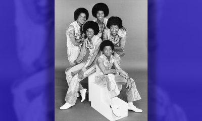 Photo of The Jacksons at the start of their television program of the same name. (Wikimedia Commons / Photo by CBS Television)