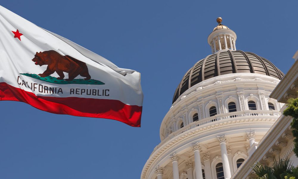 Sacramento California outside the capital building