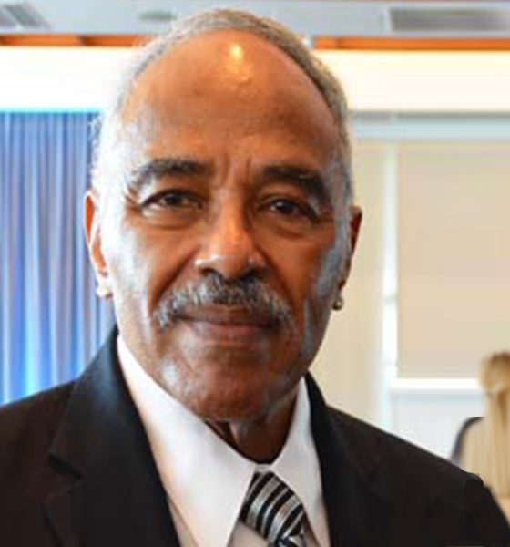 Thomas H. Watkins, who died in December at 88, founded the New York Daily Challenge and made it the first Black-owned daily newspaper in the city’s history.