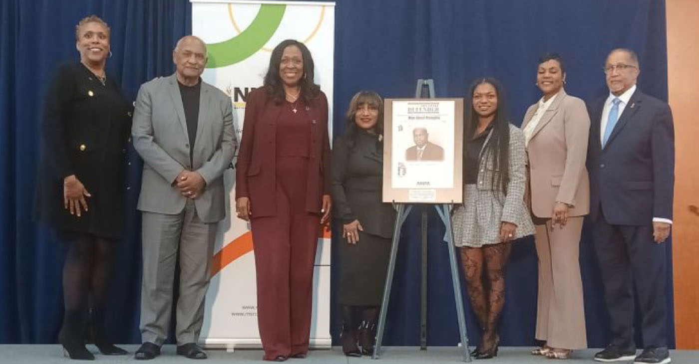NNPA Fund members stand with family members of the late Bernal E. Smith II, who was honored during this year’s enshrinement ceremony. From left to right: Kelly Hodges, executive director; John Warren, board member; and Karen Carter Richards, chair; Smith’s wife, Tawonda Peete-Smith; daughter, Brianna Smith-Herman; and sister, Cher D. Smith. Pictured at the far right is Dr. Benjamin F. Chavis Jr., president and CEO of NNPA. The ceremony took place on March 18 on the campus of Howard University during the NNPA Fund’s Black Press Week. Credit: AFRO Photo/D. Kevin McNeir.