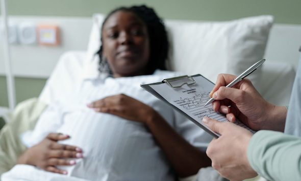 Lawmakers, healthcare advocates and mothers push for reforms as rural areas face a decline in obstetric care. Credit: iStockphoto / NNPA.