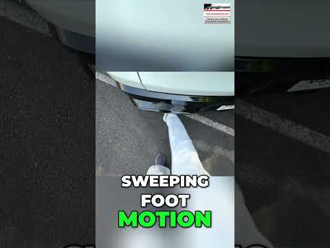 Hands-free power rear liftgate opens with a kick motion: AutoNetwork