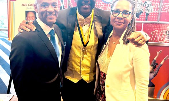 Millwood Grad Joe Carter Inducted into National High School Hall of Fame
