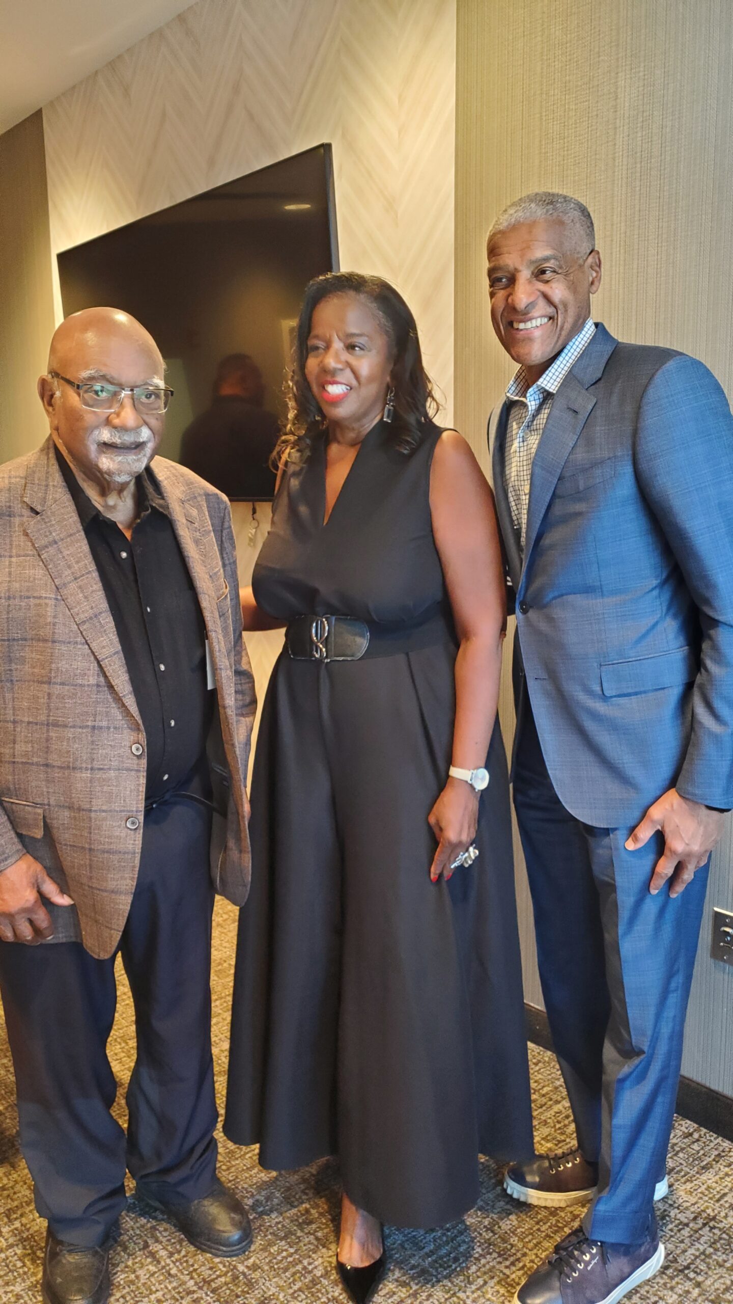 At SpringHill Suites by Marriott Oakland Airport, Post News Group Publisher Paul Cobb, OAACC President Cathy Adams, and Loop Capital President James "Jim" Reynolds, Jr. Photo by Carla Thomas.