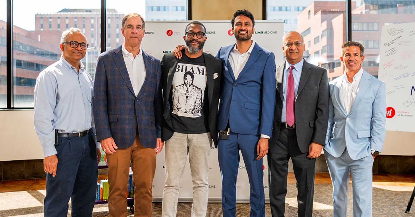 This year, City of Birmingham Mayor Randall Woodfin joined employees at UAB and Children’s of Alabama to celebrate the five-year anniversary of the NICU Bookworms program and recognize all that has been accomplished since its establishment.