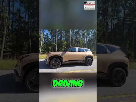 Car test drive passenger room, blind spots, and interior features revealed by AutoNetwork #shorts