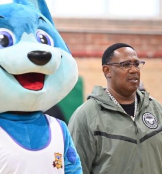 Music mogul Percy Miller, better known as Master P, visited Norwood Elementary School on Friday with his mascot sidekick, Captain Ace. (Birmingham City Schools)